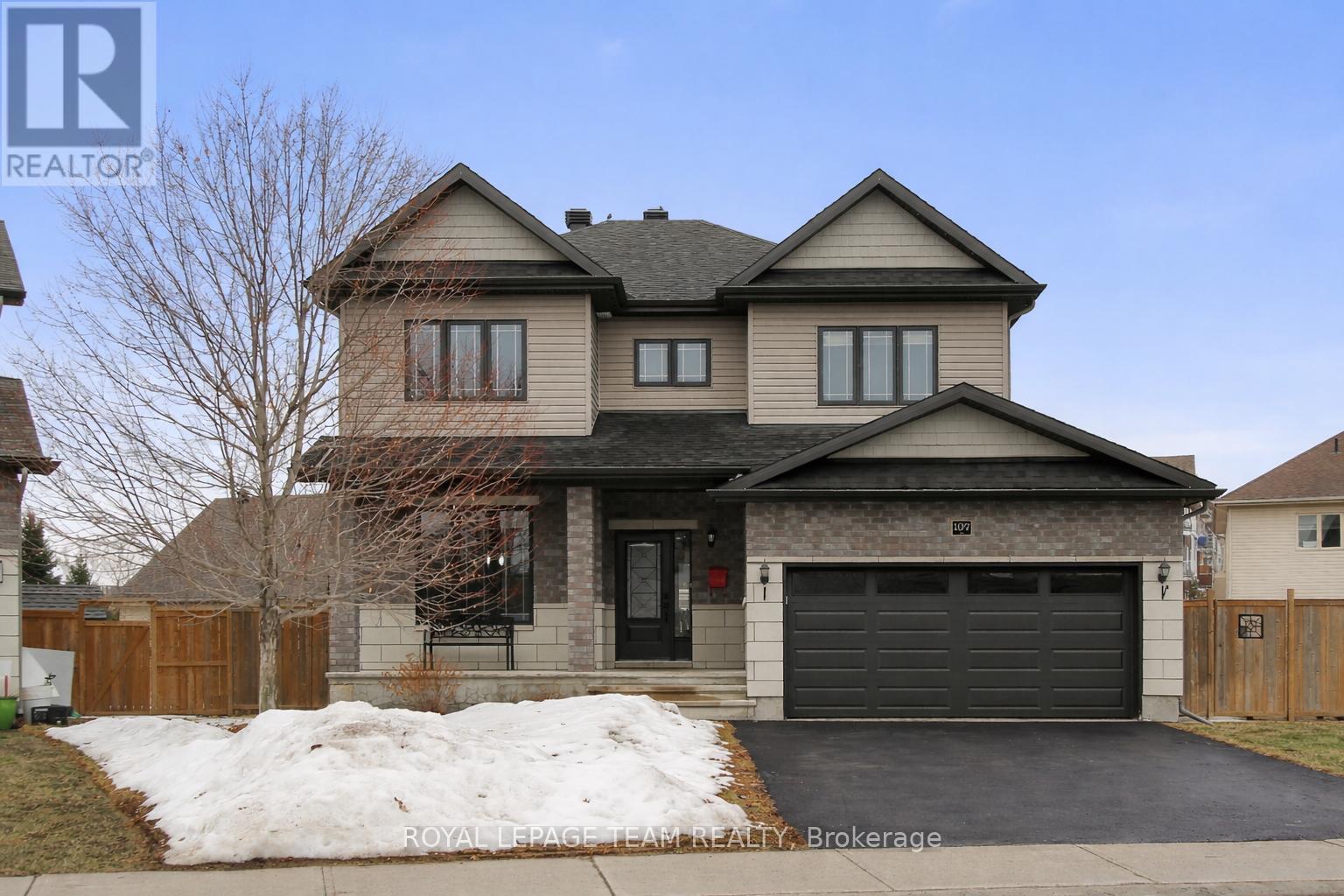 107 FRANCIS STREET, Carleton Place, Ontario