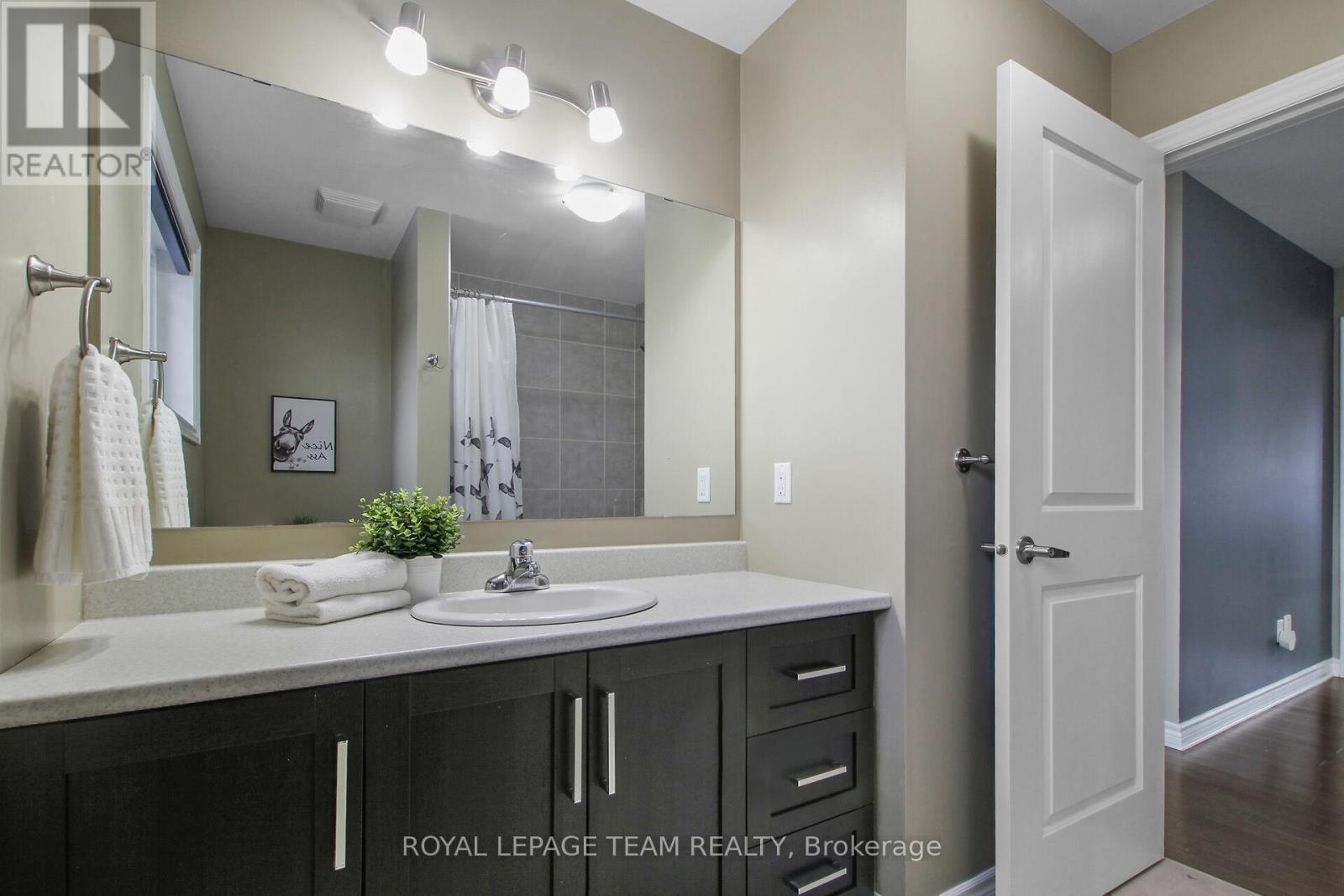 107 Francis Street, Carleton Place, Ontario  K7C 0E9 - Photo 28 - X12936722