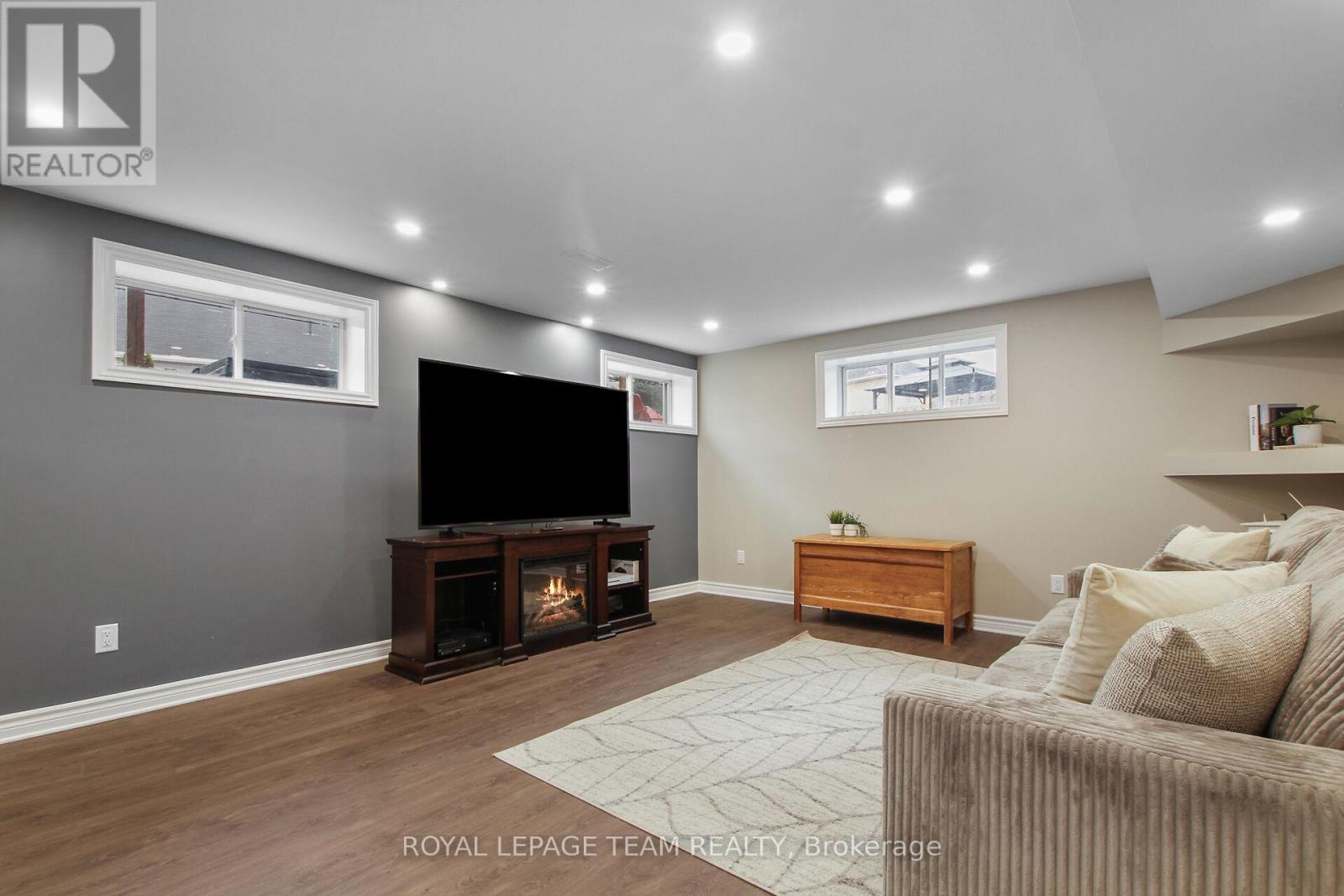 107 Francis Street, Carleton Place, Ontario  K7C 0E9 - Photo 38 - X12936722