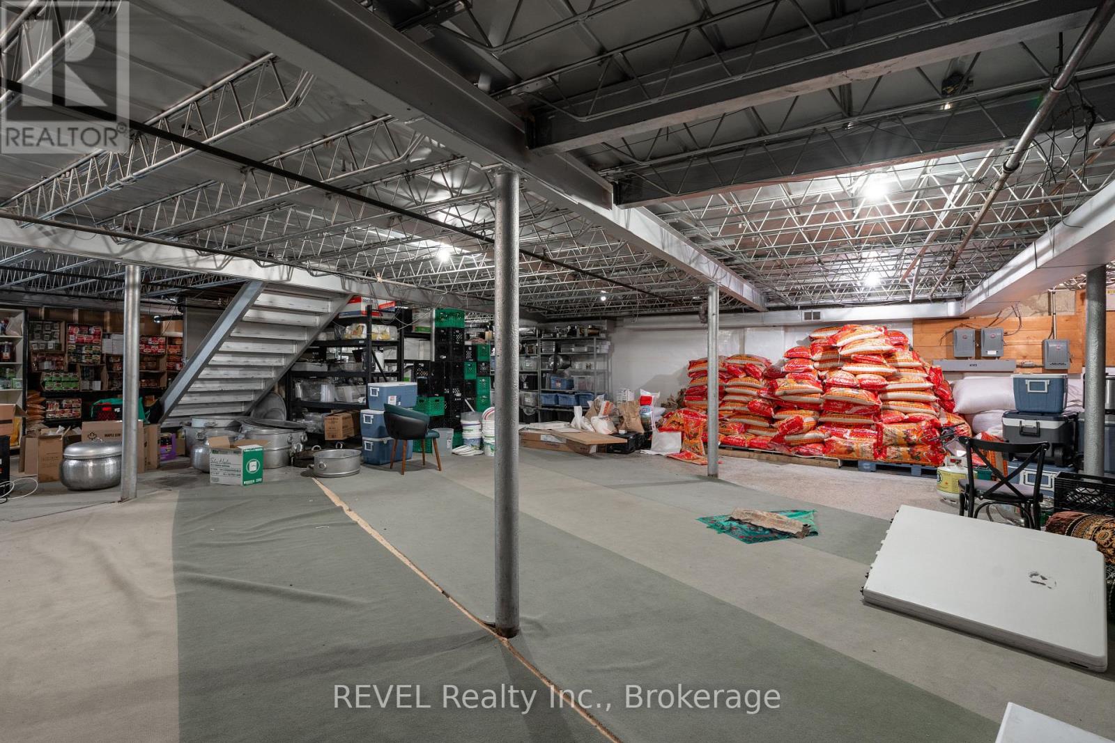 553 Niagara Street, Welland, Ontario  L3C 1L8 - Photo 26 - X12936732