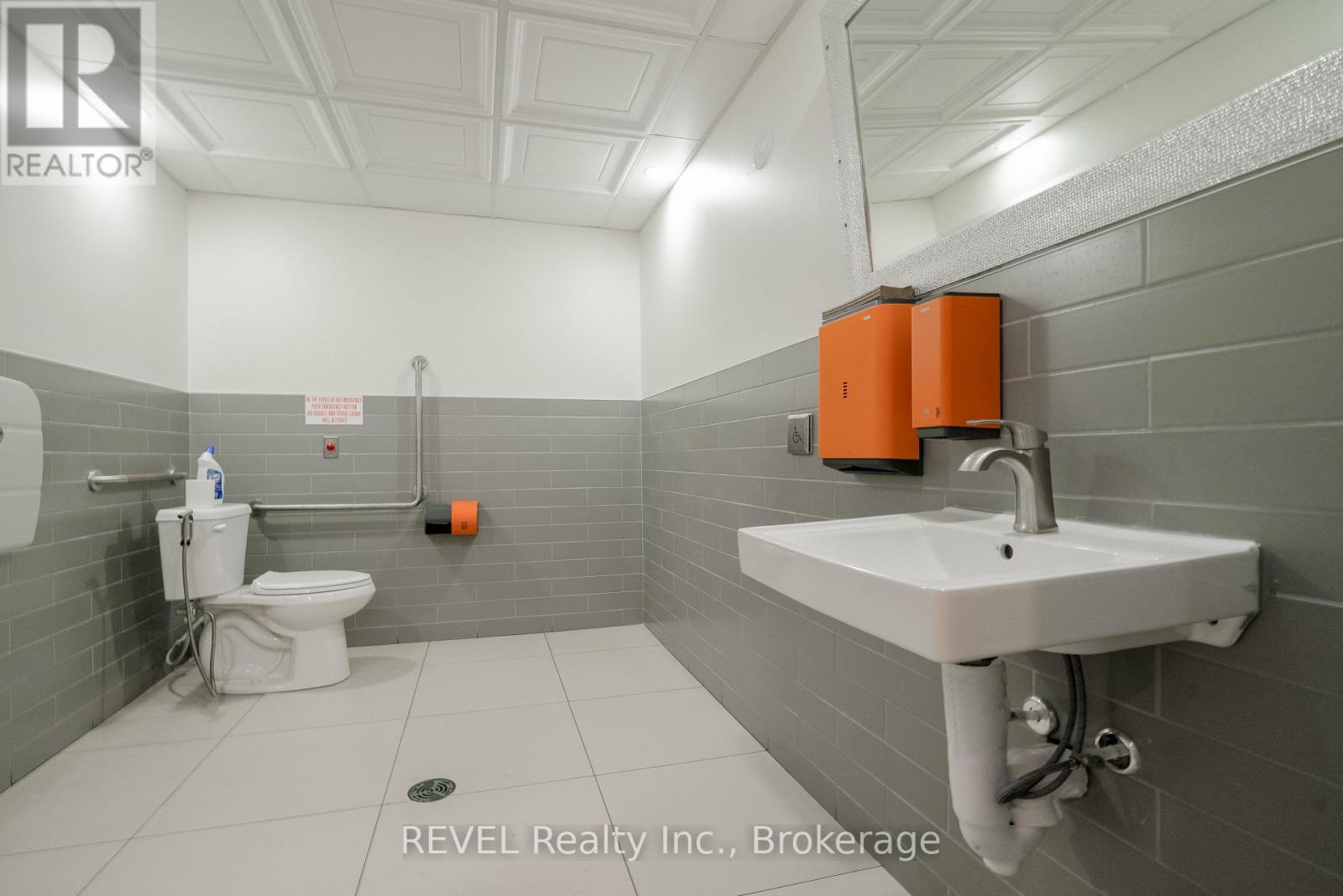 553 Niagara Street, Welland, Ontario  L3C 1L8 - Photo 29 - X12936732