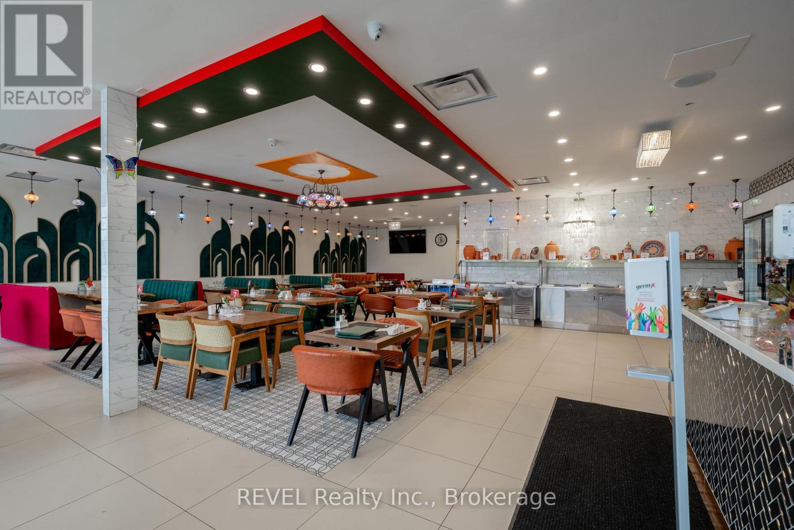 553 Niagara Street, Welland, Ontario  L3C 1L8 - Photo 6 - X12936732