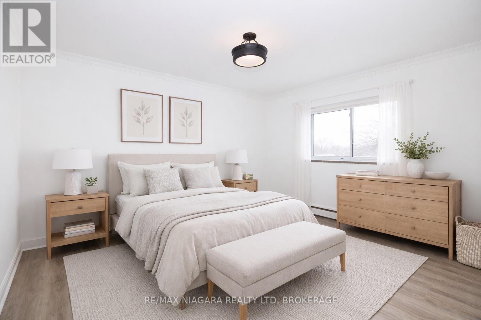 404 - 14 Norris Place, St. Catharines (Downtown), Ontario  L2R 2W8 - Photo 16 - X12936758