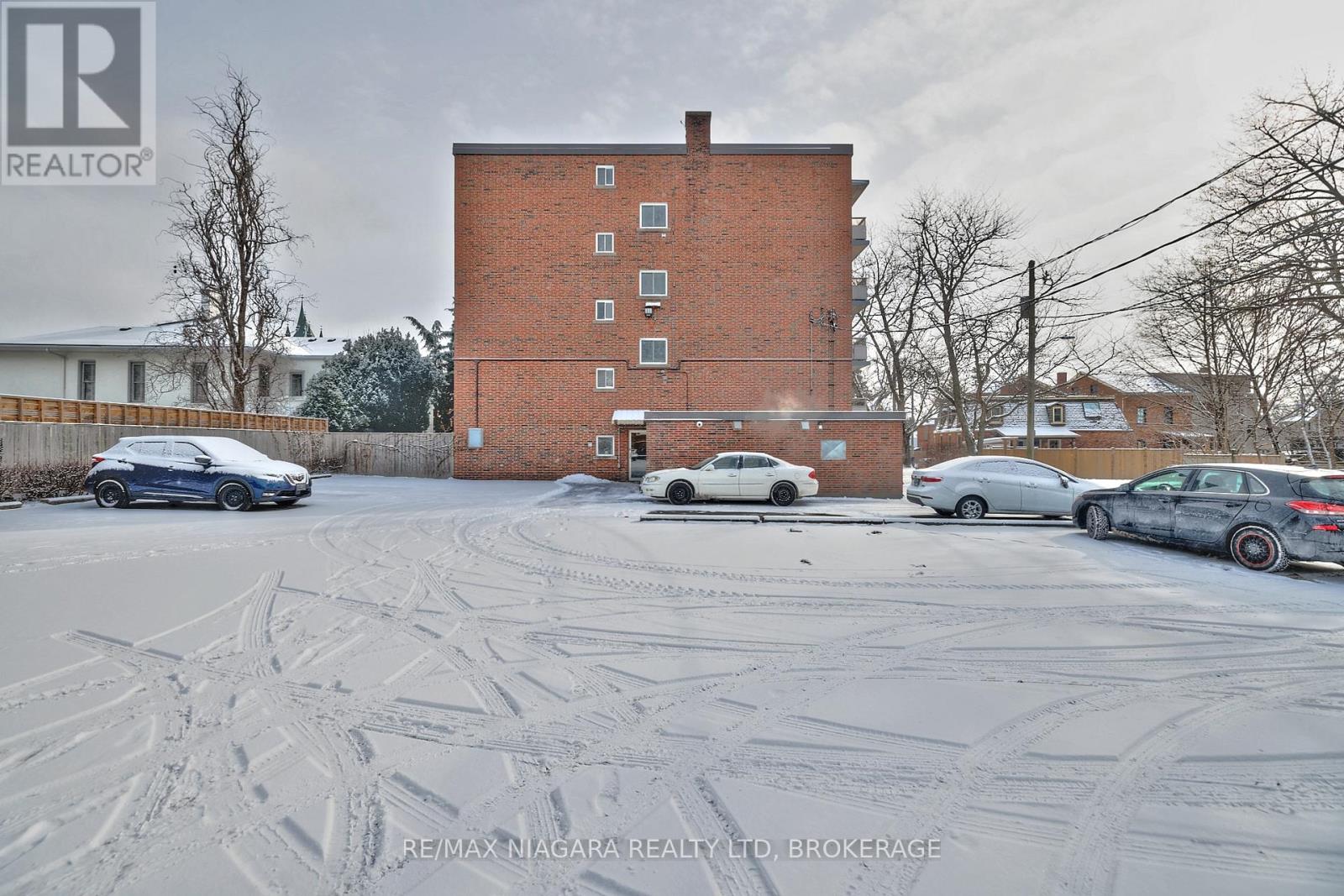 404 - 14 Norris Place, St. Catharines (Downtown), Ontario  L2R 2W8 - Photo 27 - X12936758