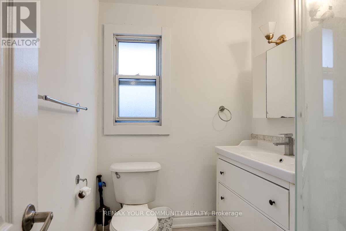 Entire Property - 240 Markham Road, Toronto, Ontario  M1J 3C2 - Photo 13 - E12936700