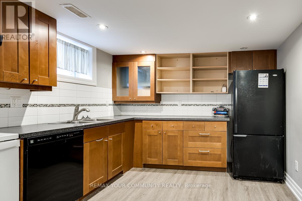 Entire Property - 240 Markham Road, Toronto, Ontario  M1J 3C2 - Photo 19 - E12936700