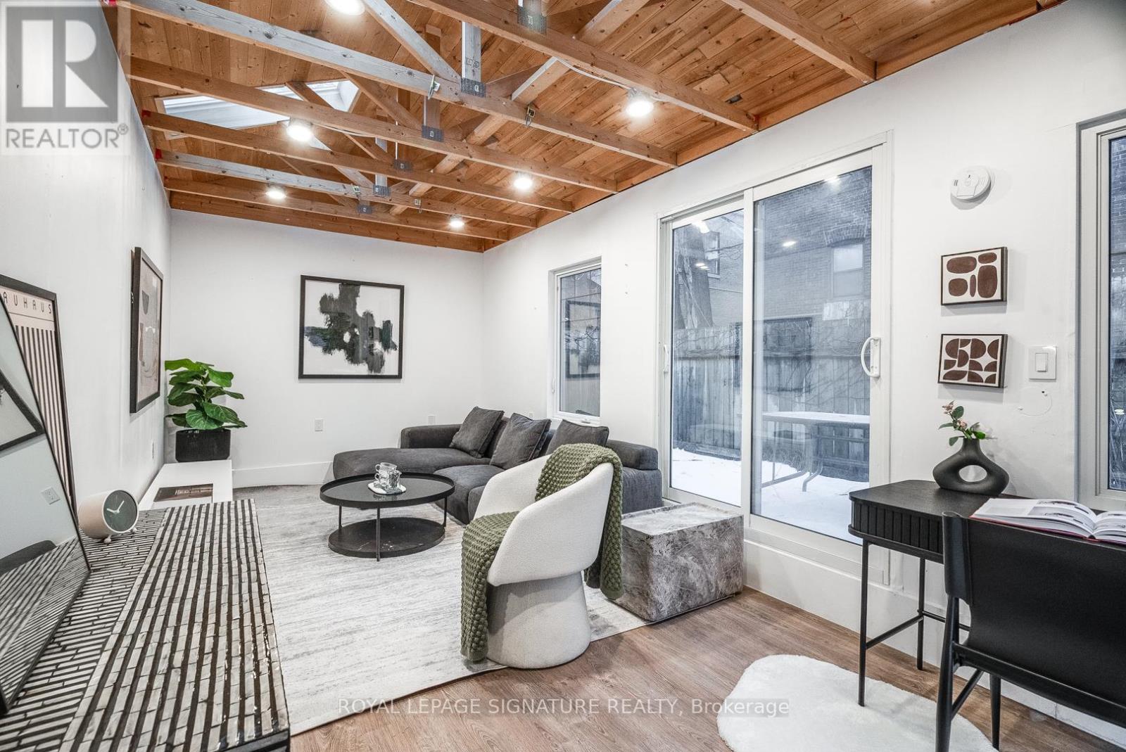 216 Parkmount Road, Toronto, Ontario  M4J 4V6 - Photo 32 - E12936726