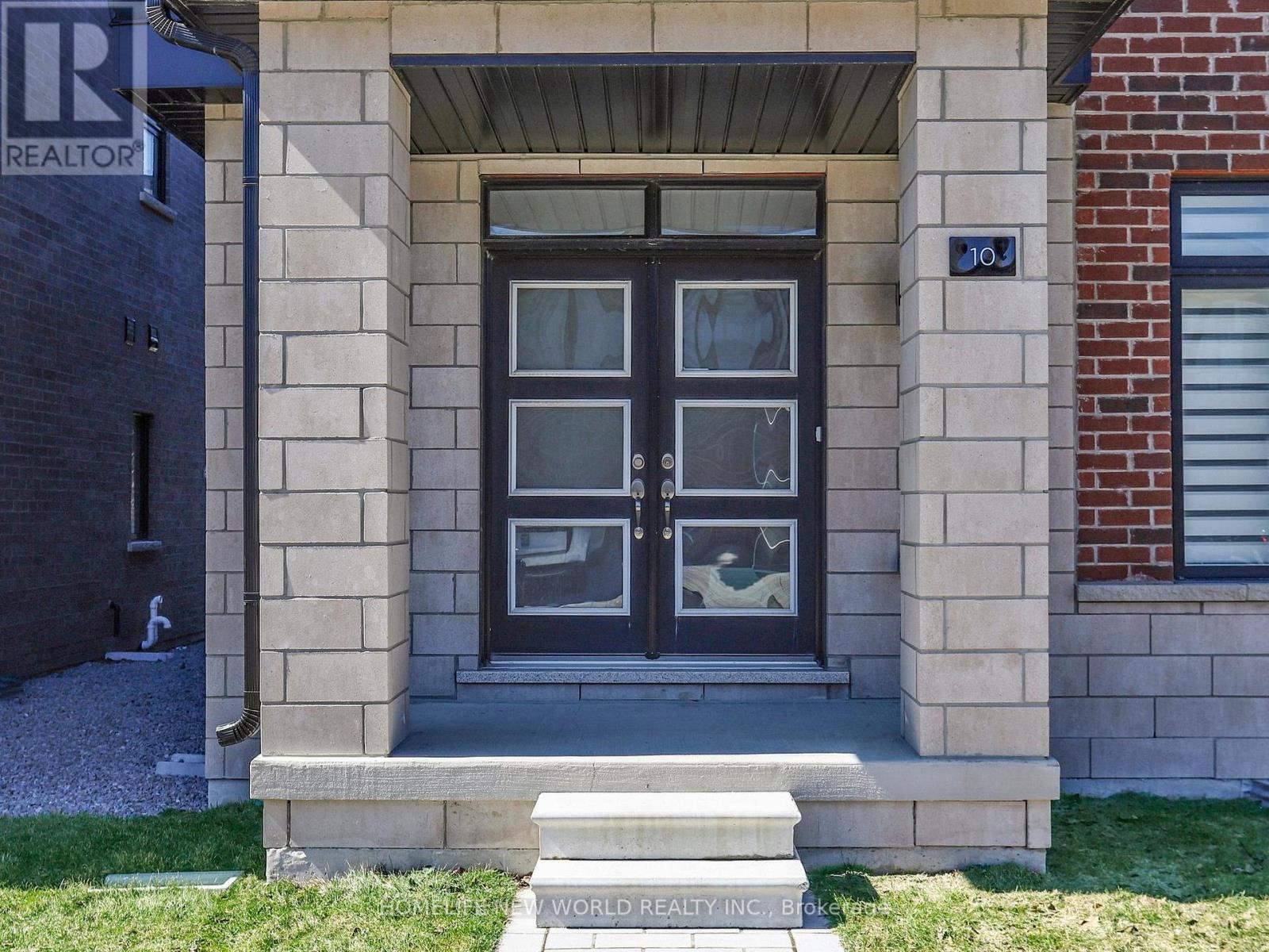 10 Liam Foudy Court, Toronto, Ontario  M1P 0G3 - Photo 4 - E12936728