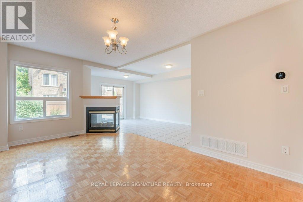 55 Pottery Place, Vaughan, Ontario  L4L 9H5 - Photo 8 - N12936750
