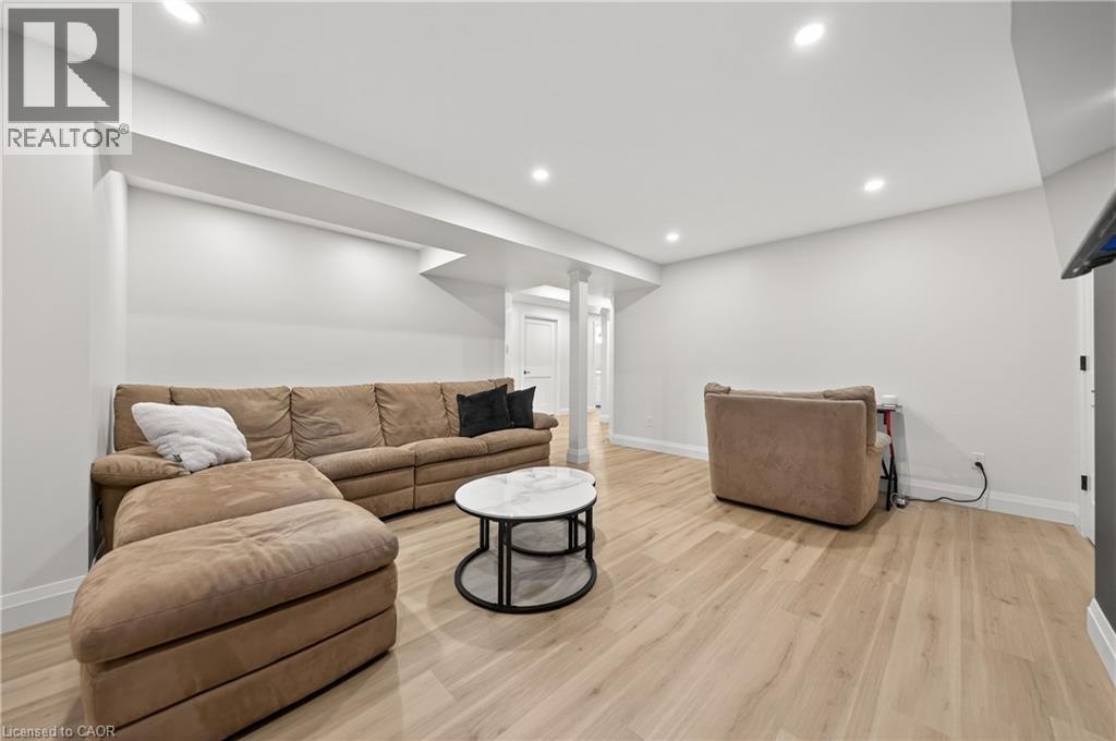 405 Rideau River Street, Waterloo, Ontario  N2V 2Y3 - Photo 38 - 40811864