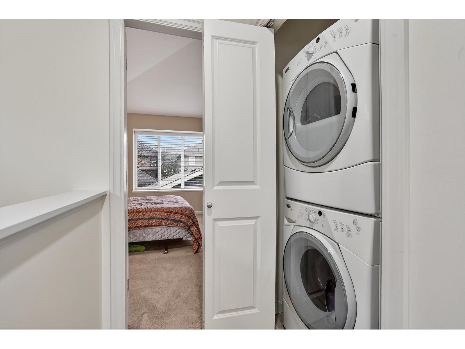 6909 208b Street, Langley, British Columbia  V2Y 0G3 - Photo 16 - R3085865