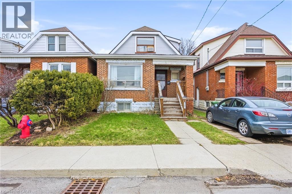 145 Albany Avenue, Hamilton, Ontario  L8H 2H7 - Photo 2 - 40815002