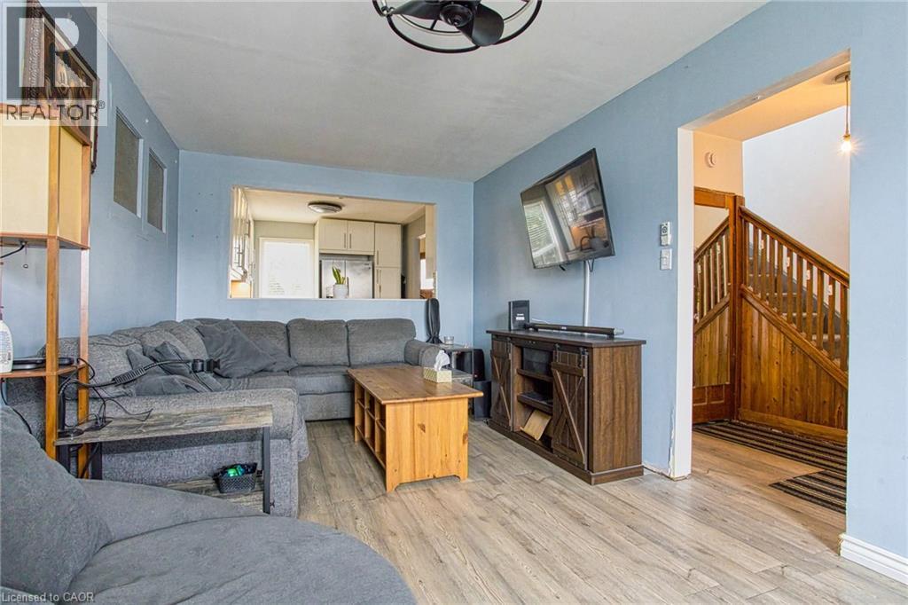 145 Albany Avenue, Hamilton, Ontario  L8H 2H7 - Photo 8 - 40815002