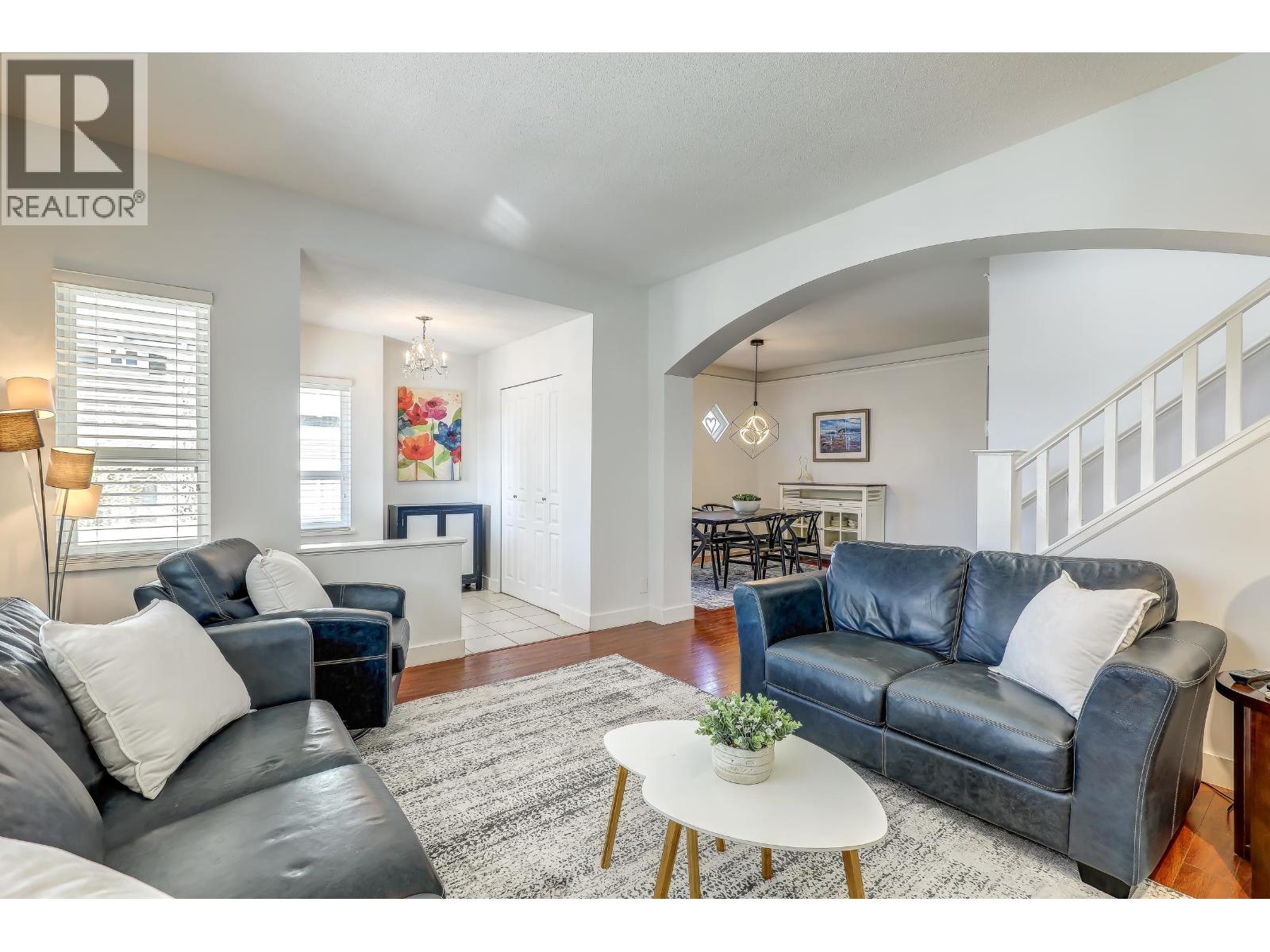 107 Star Crescent, New Westminster, British Columbia  V3M 6X6 - Photo 10 - R3102586