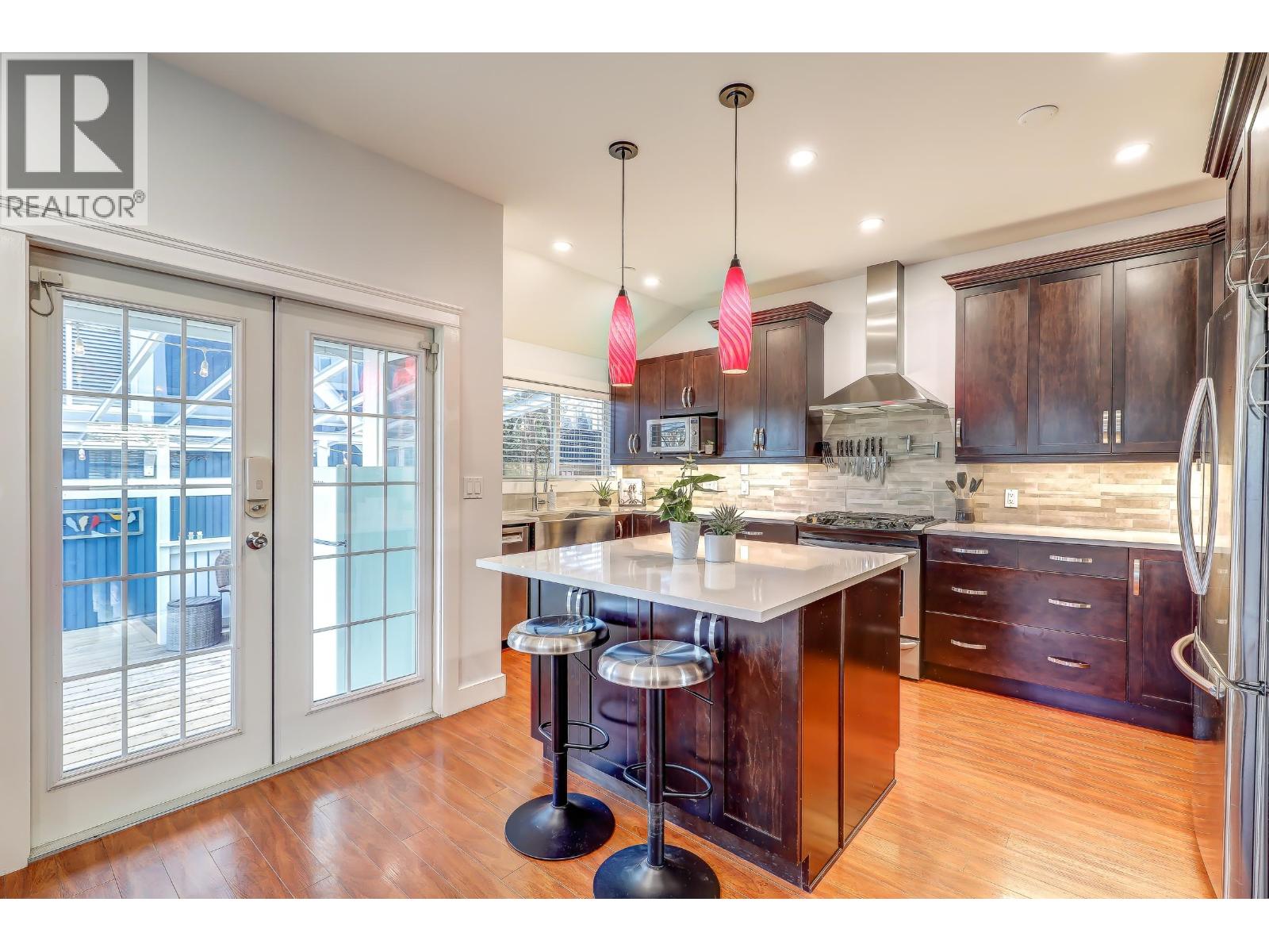 107 Star Crescent, New Westminster, British Columbia  V3M 6X6 - Photo 14 - R3102586