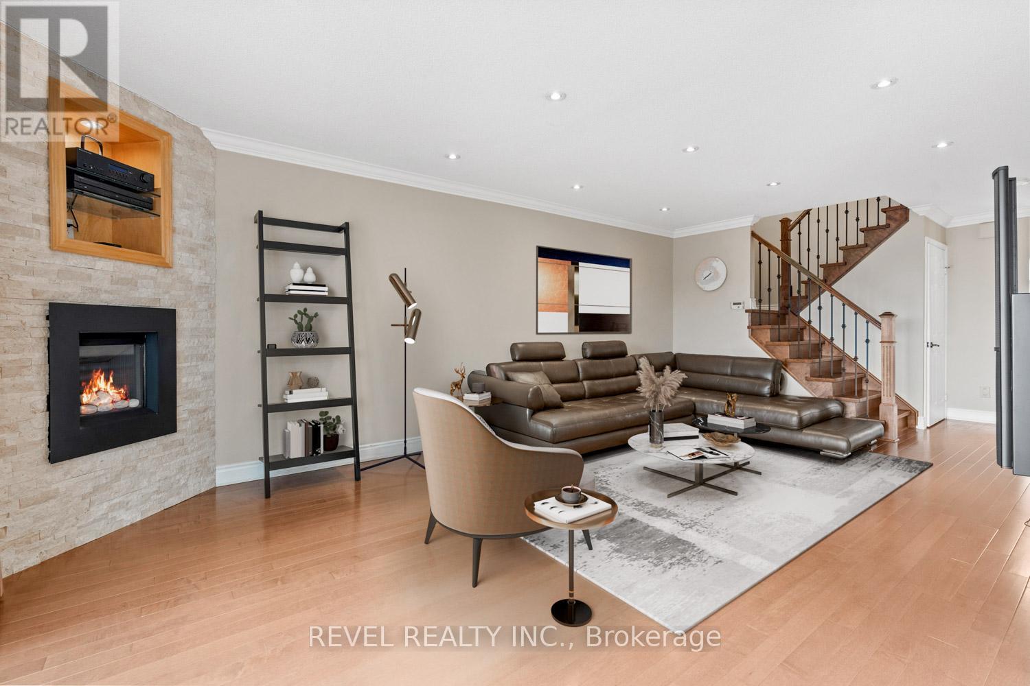 35 Bigham Crescent, Toronto, Ontario  M9C 5C5 - Photo 2 - W12936662