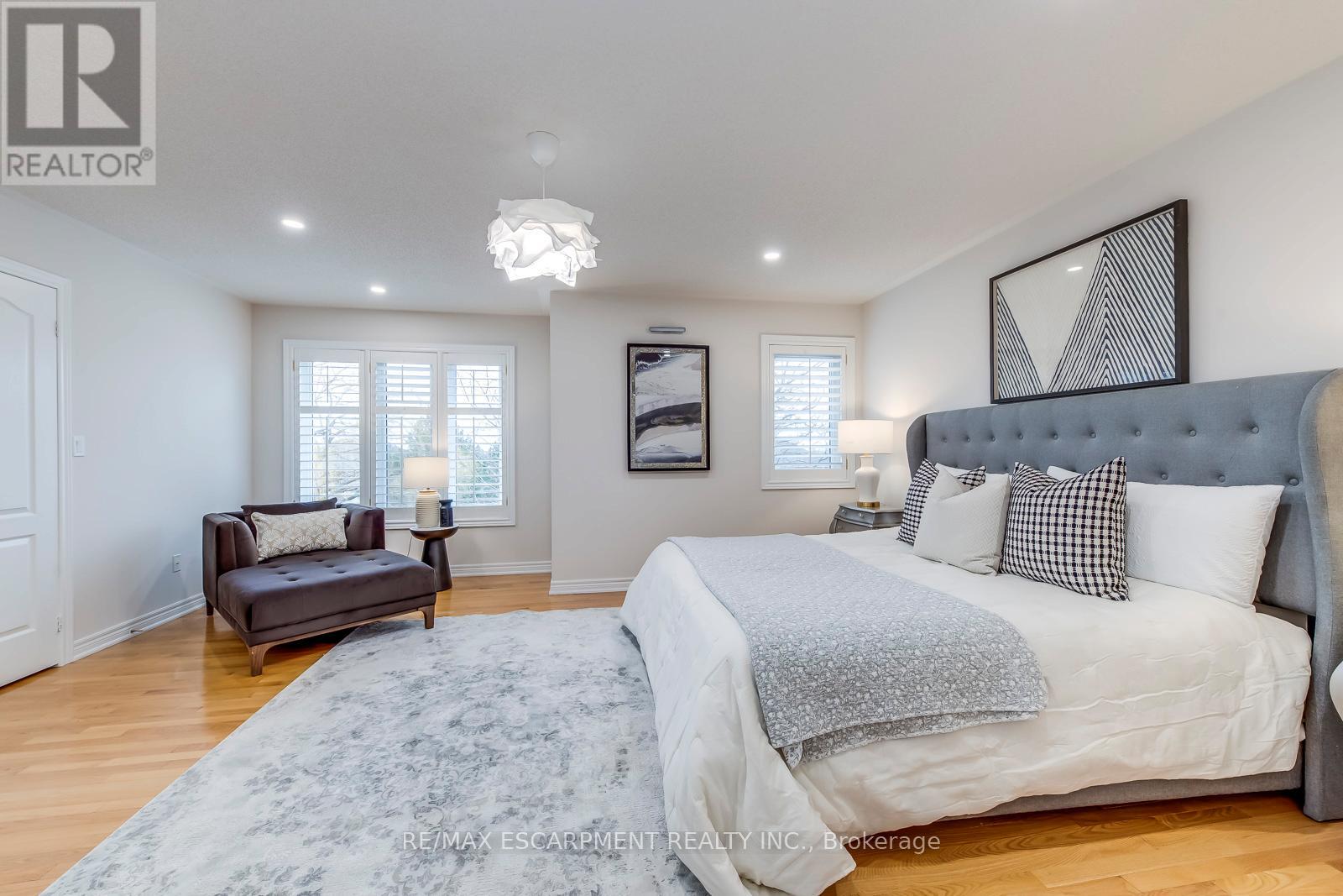 2201 Galloway Drive, Oakville, Ontario  L6H 5M1 - Photo 27 - W12936668