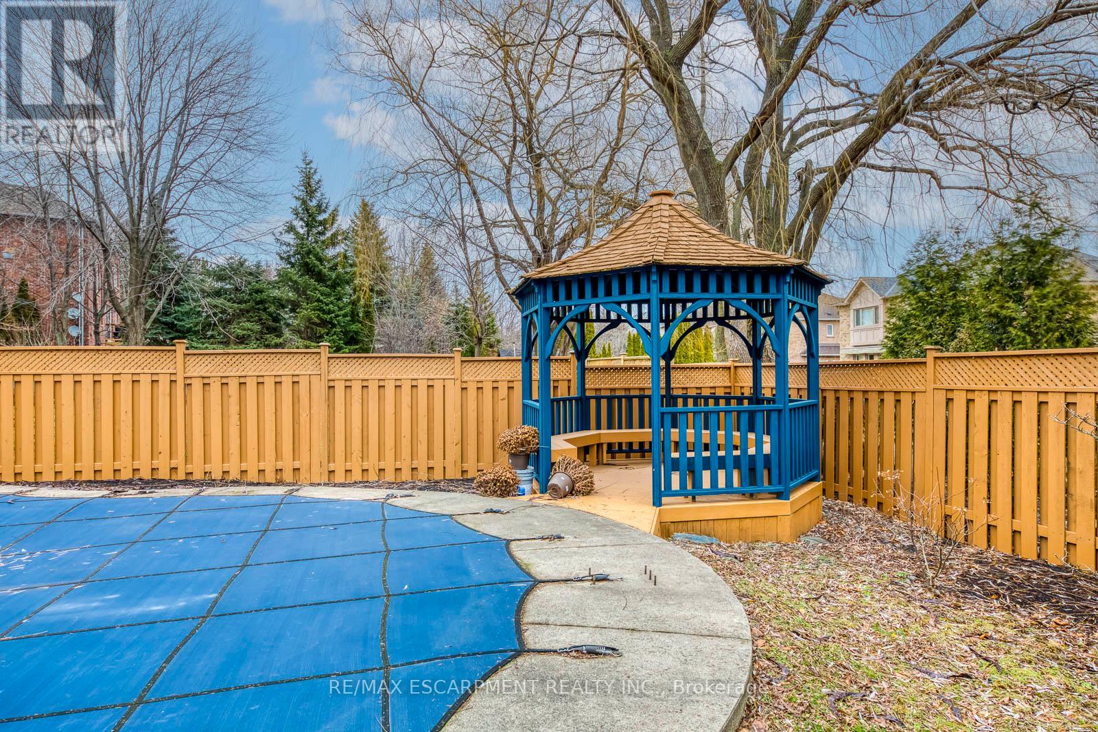 2201 Galloway Drive, Oakville, Ontario  L6H 5M1 - Photo 45 - W12936668
