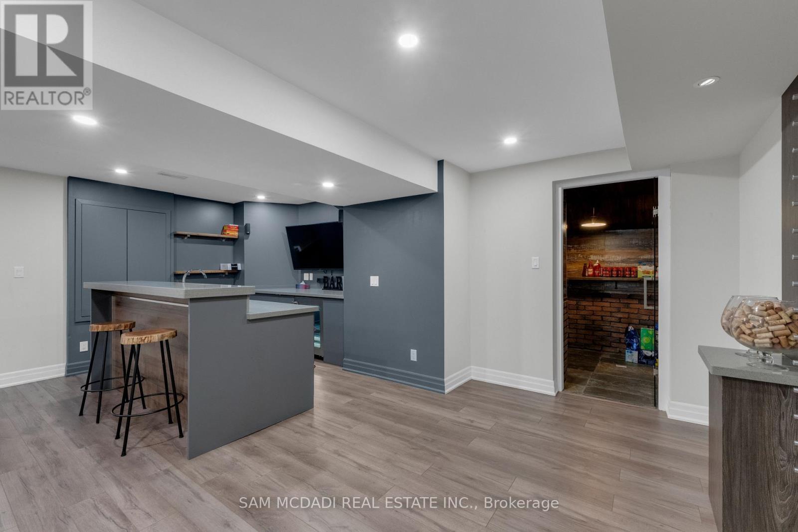 136 North Park Boulevard, Oakville, Ontario  L6M 0W6 - Photo 38 - W12936670