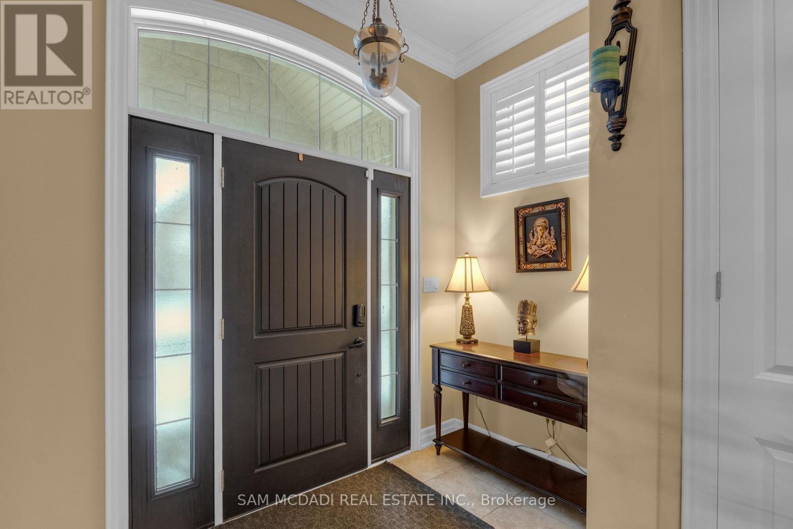 136 North Park Boulevard, Oakville, Ontario  L6M 0W6 - Photo 4 - W12936670