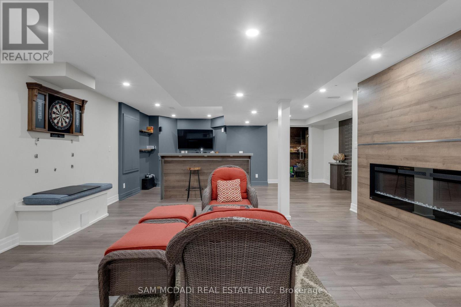 136 North Park Boulevard, Oakville, Ontario  L6M 0W6 - Photo 40 - W12936670