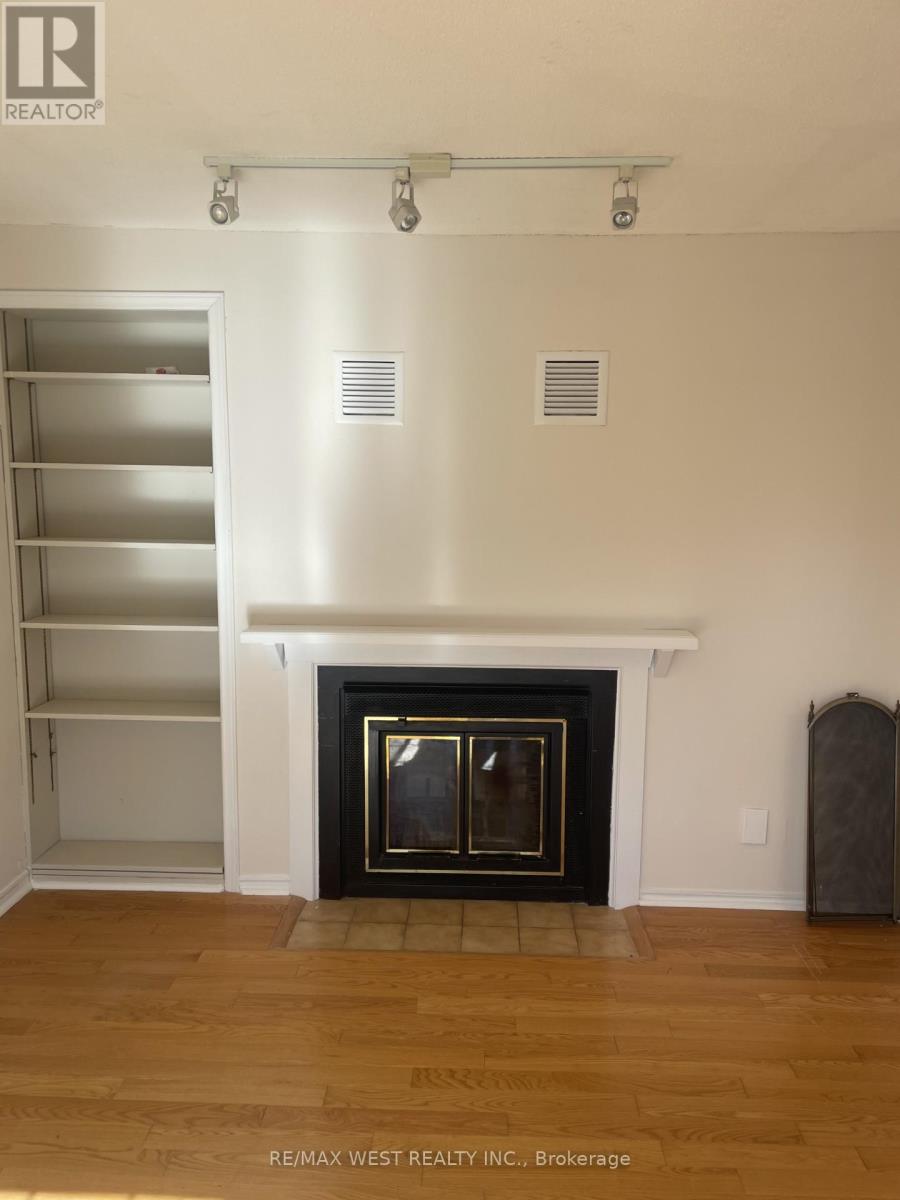 19 - 2299 Marine Drive, Oakville, Ontario  L6L 1C2 - Photo 18 - W12936692