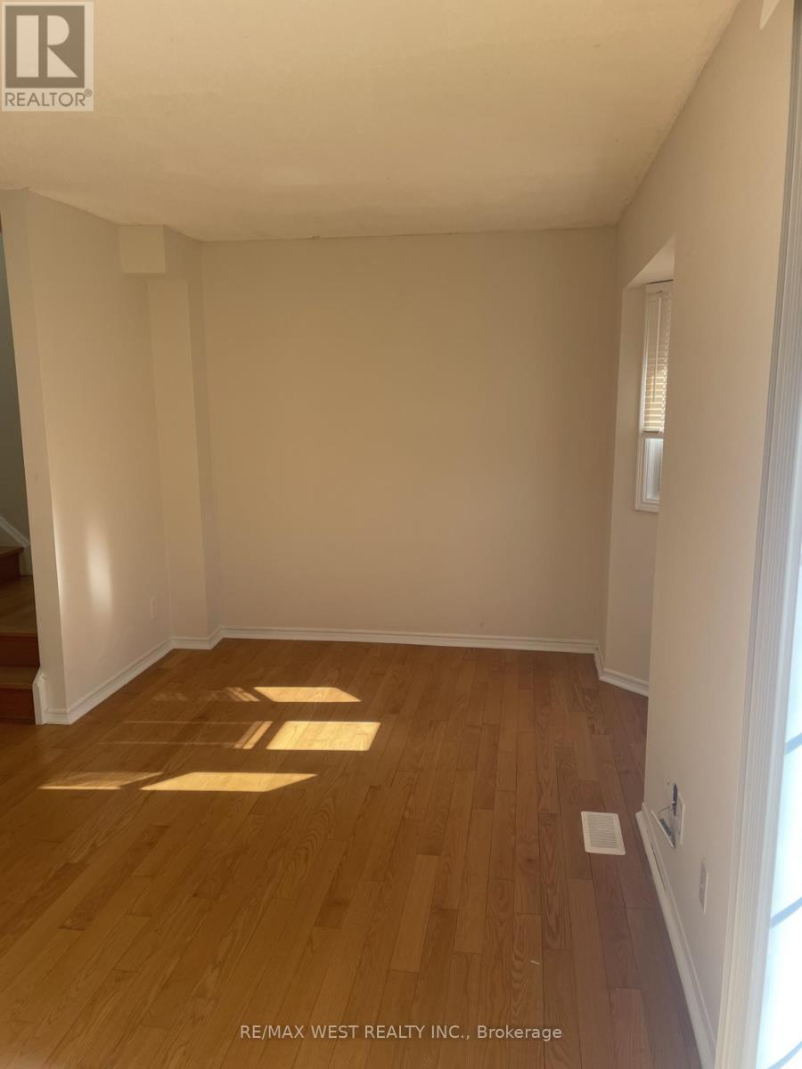 19 - 2299 Marine Drive, Oakville, Ontario  L6L 1C2 - Photo 26 - W12936692