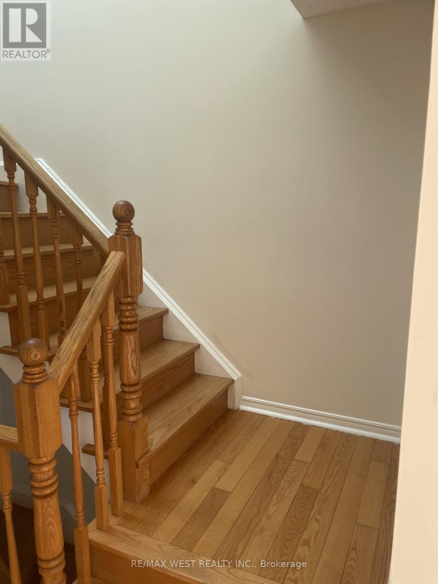 19 - 2299 Marine Drive, Oakville, Ontario  L6L 1C2 - Photo 27 - W12936692