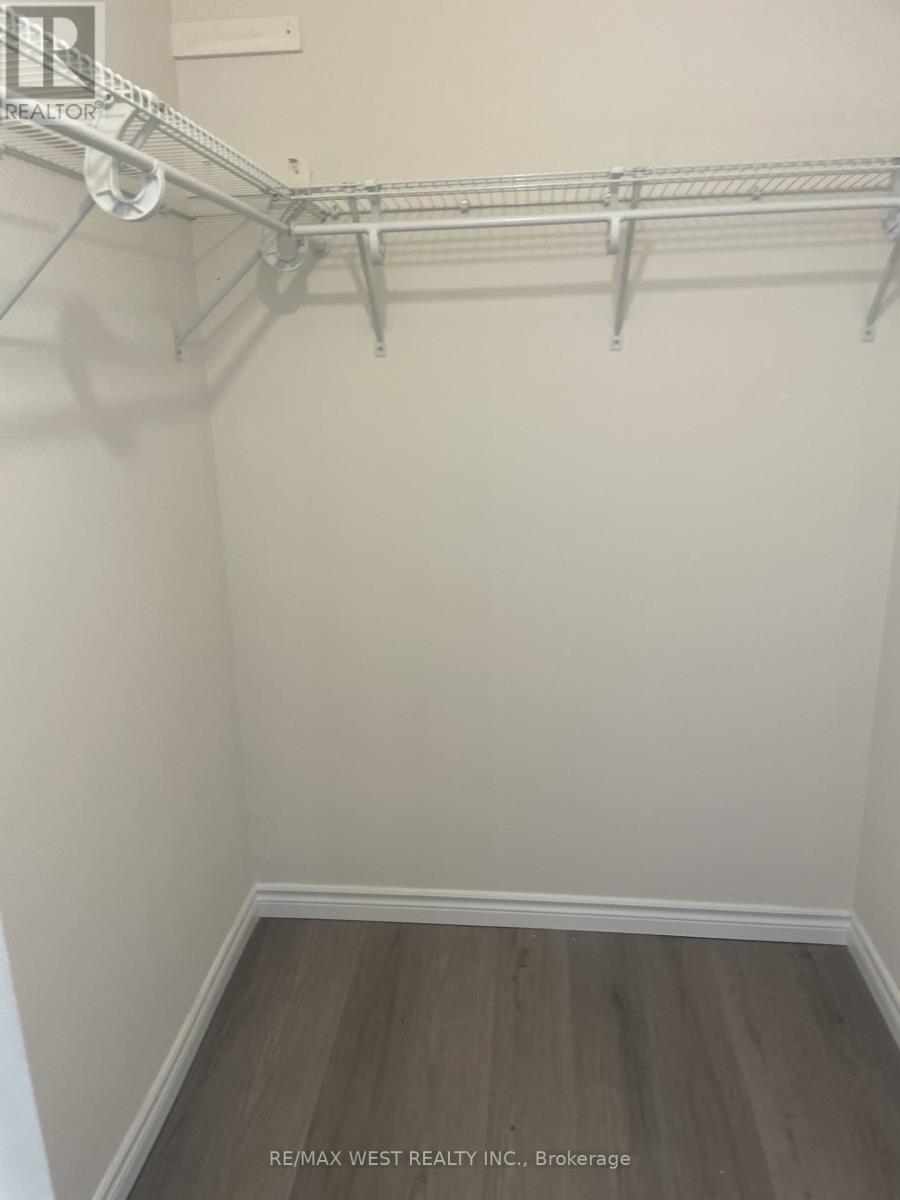 19 - 2299 Marine Drive, Oakville, Ontario  L6L 1C2 - Photo 42 - W12936692