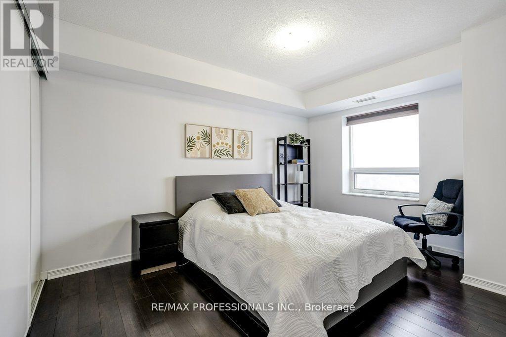 930 - 60 Heintzman Street, Toronto, Ontario  M6P 5A1 - Photo 12 - W12936754