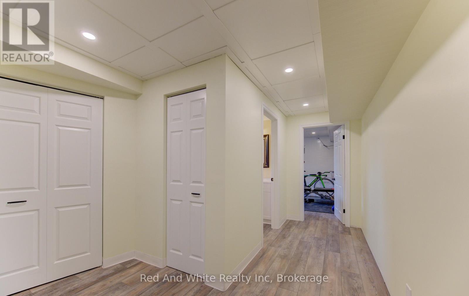 449 Greenfield Avenue, Kitchener, Ontario  N2C 1E9 - Photo 26 - X12931716