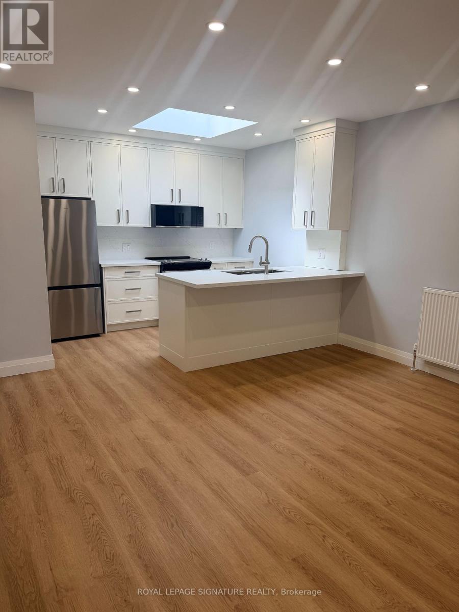 2 - 1727A BAYVIEW AVENUE, Toronto, Ontario