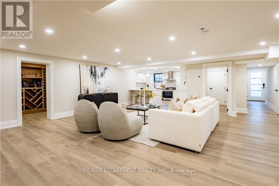 841 Danforth Place, Burlington, Ontario  L7T 1S1 - Photo 25 - W12839598