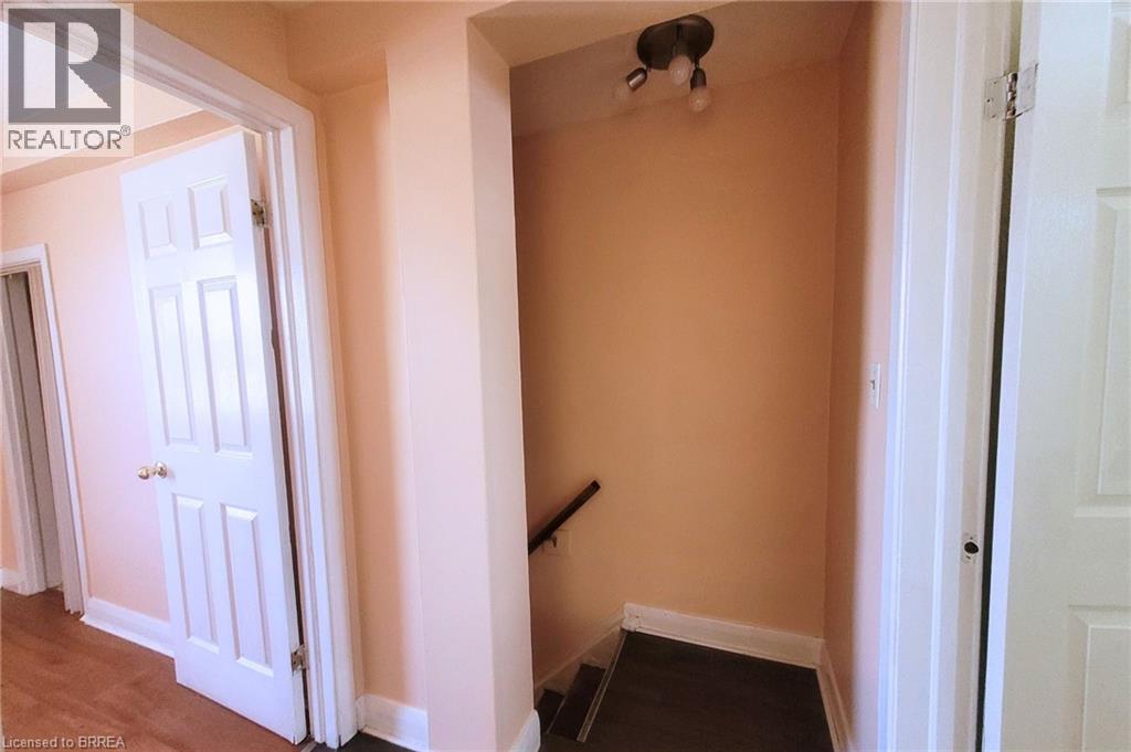 301 Campbell Street Unit# 4, Brantford, Ontario  N3S 5B6 - Photo 9 - 40815971