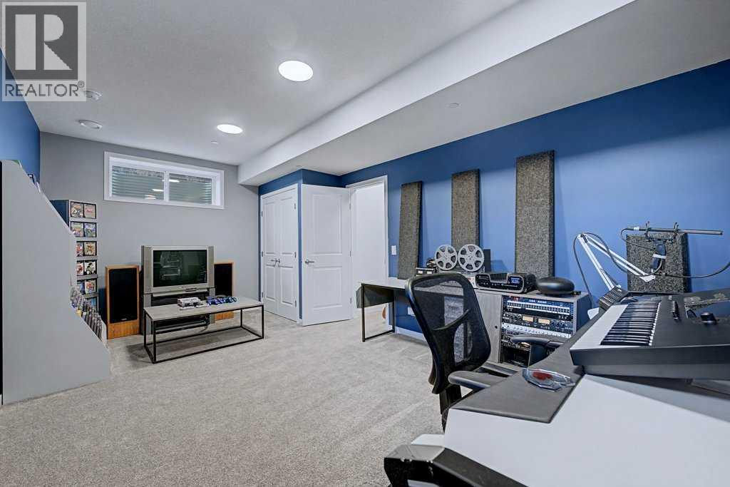 250 Hotchkiss Common SE, Calgary, Alberta  T3S 0N1 - Photo 40 - A2284008