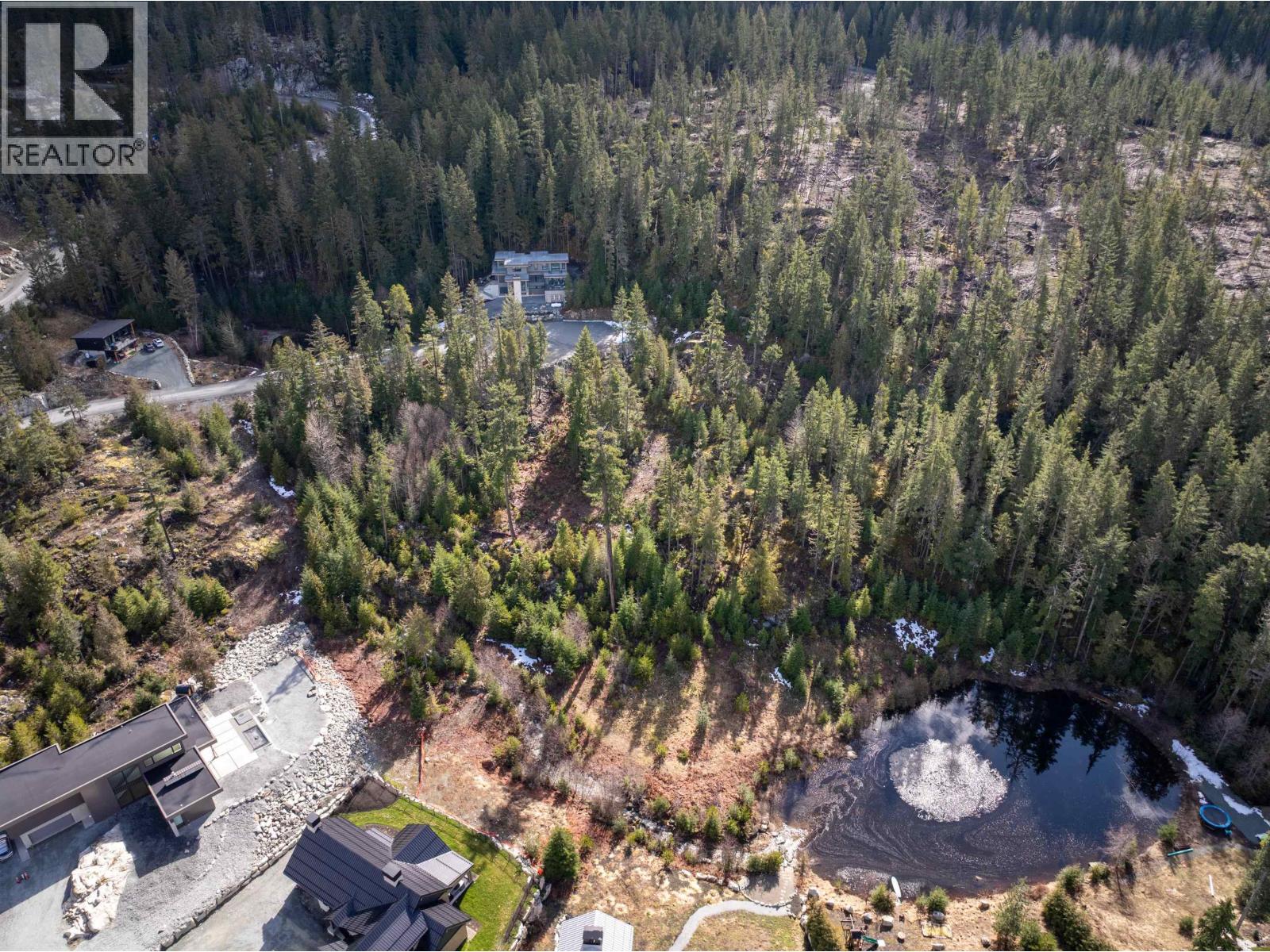 9285 Siskin Street, Whistler, British Columbia  V8E 1M1 - Photo 7 - R3104169