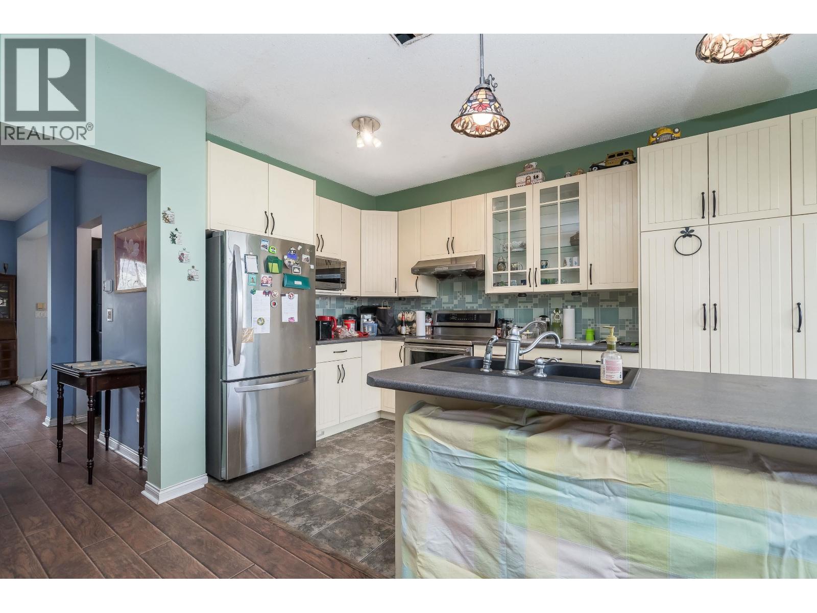 137 Star Crescent, New Westminster, British Columbia  V3M 6X6 - Photo 13 - R3102932