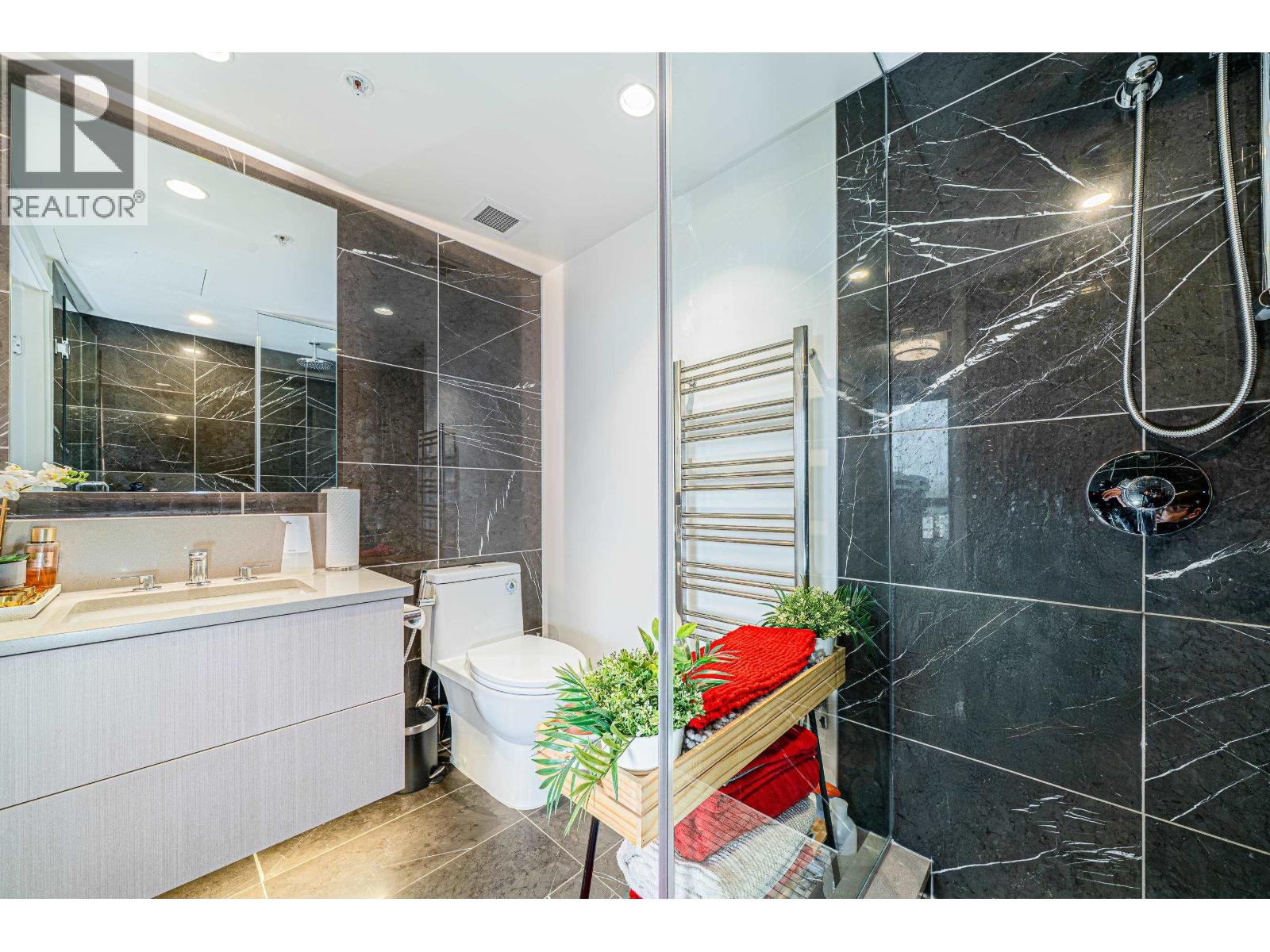 2102 1632 Lions Gate Lane, North Vancouver, British Columbia  V7P 0E2 - Photo 18 - R3068879