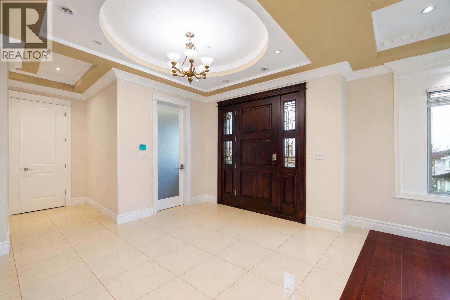 1909 E 64th Avenue, Vancouver, British Columbia  V5P 2M9 - Photo 2 - R3104783