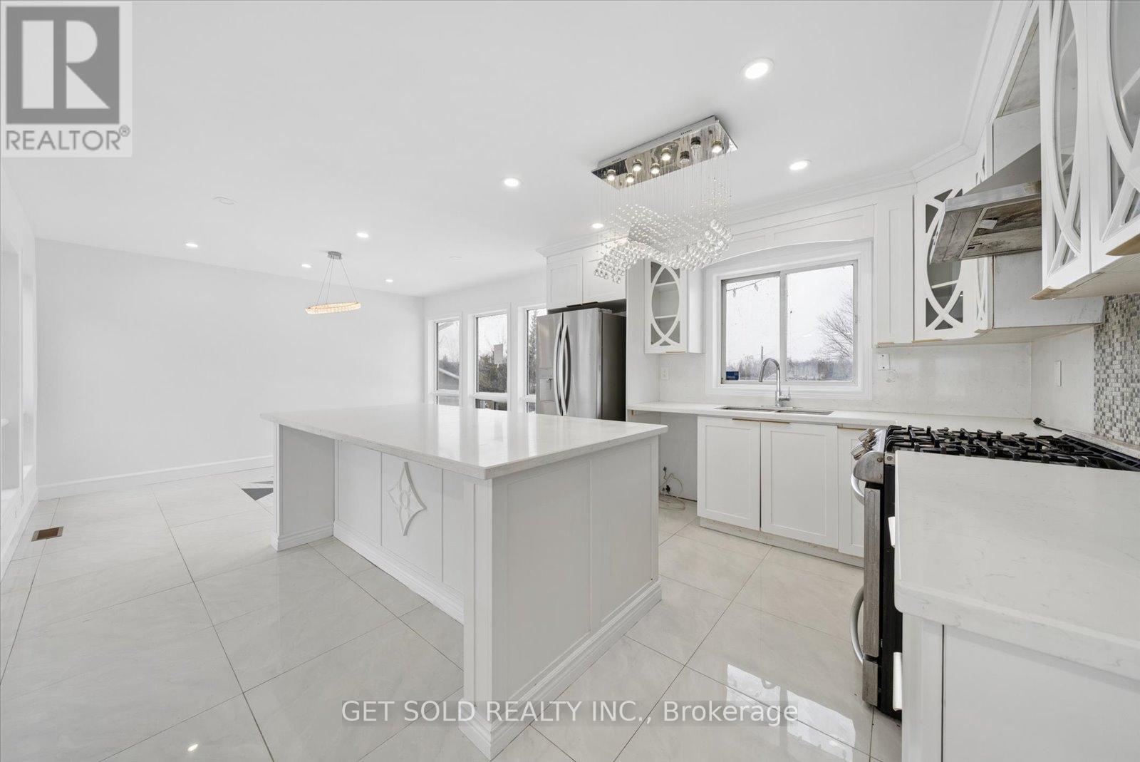 3778 Harrys Lane W, Ramara, Ontario  L3V 0L1 - Photo 5 - S12883782