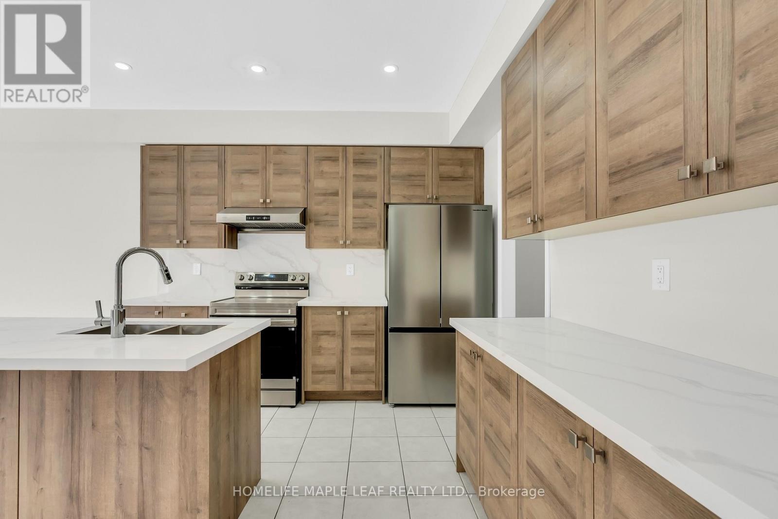 129 Longboat Run W, Brantford, Ontario  N3T 0R8 - Photo 13 - X12932370