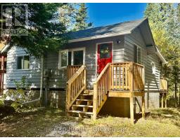 61 ROBERT ROAD W, Huntsville, Ontario