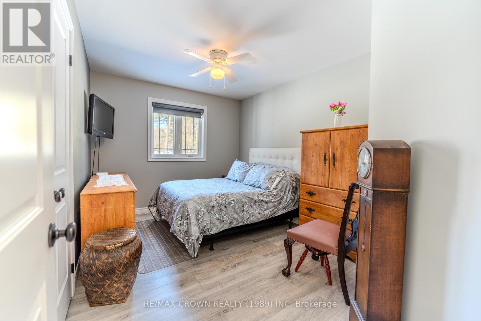 211 Eglington Road N, East Ferris, Ontario  P0H 1H0 - Photo 15 - X12936878