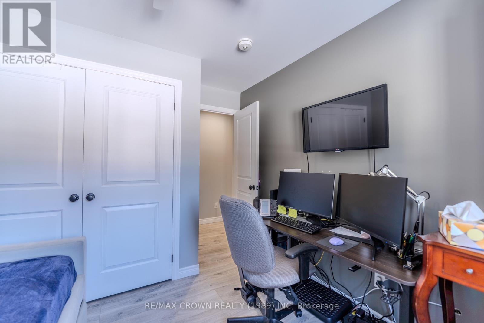 211 Eglington Road N, East Ferris, Ontario  P0H 1H0 - Photo 18 - X12936878