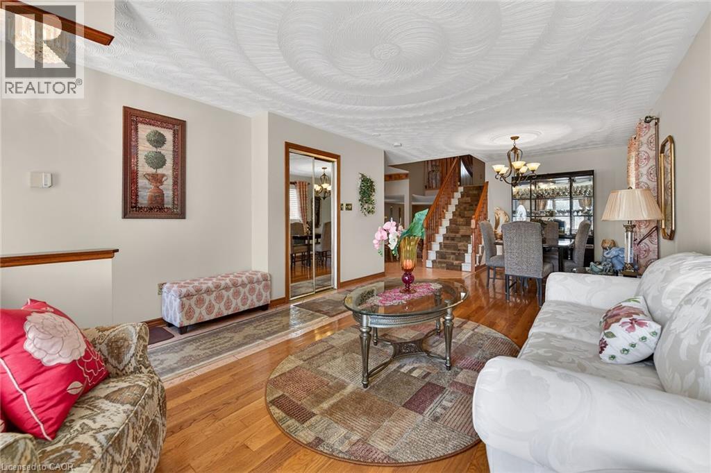 738 Upper Kenilworth Avenue, Hamilton, Ontario  L8T 4Z6 - Photo 10 - 40816223