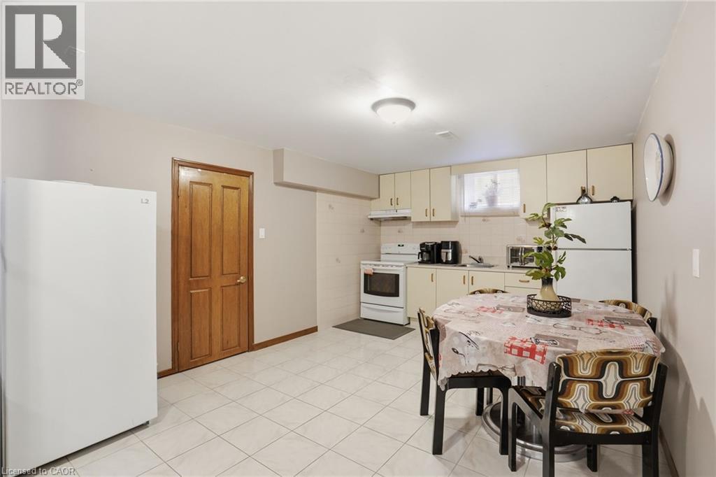 32 Highbury Drive, Stoney Creek, Ontario  L8J 2T4 - Photo 31 - 40816110