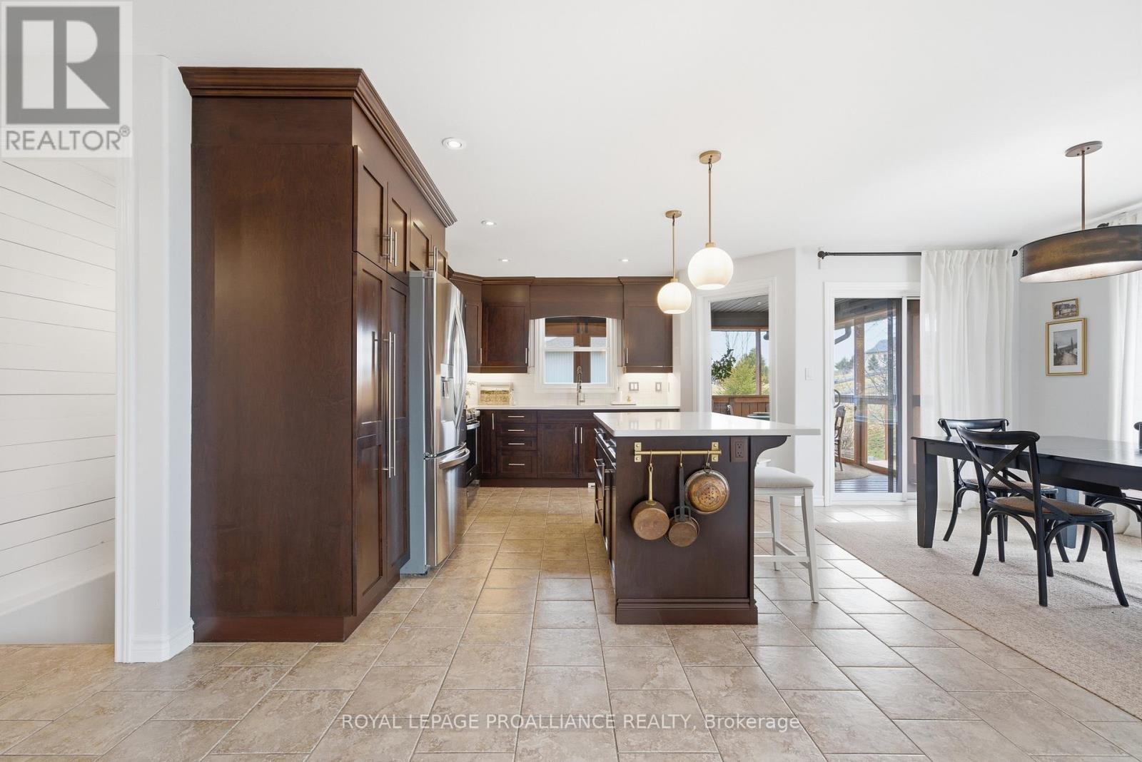 42 Windwhisper Drive, Belleville, Ontario  K0K 2V0 - Photo 10 - X12936816