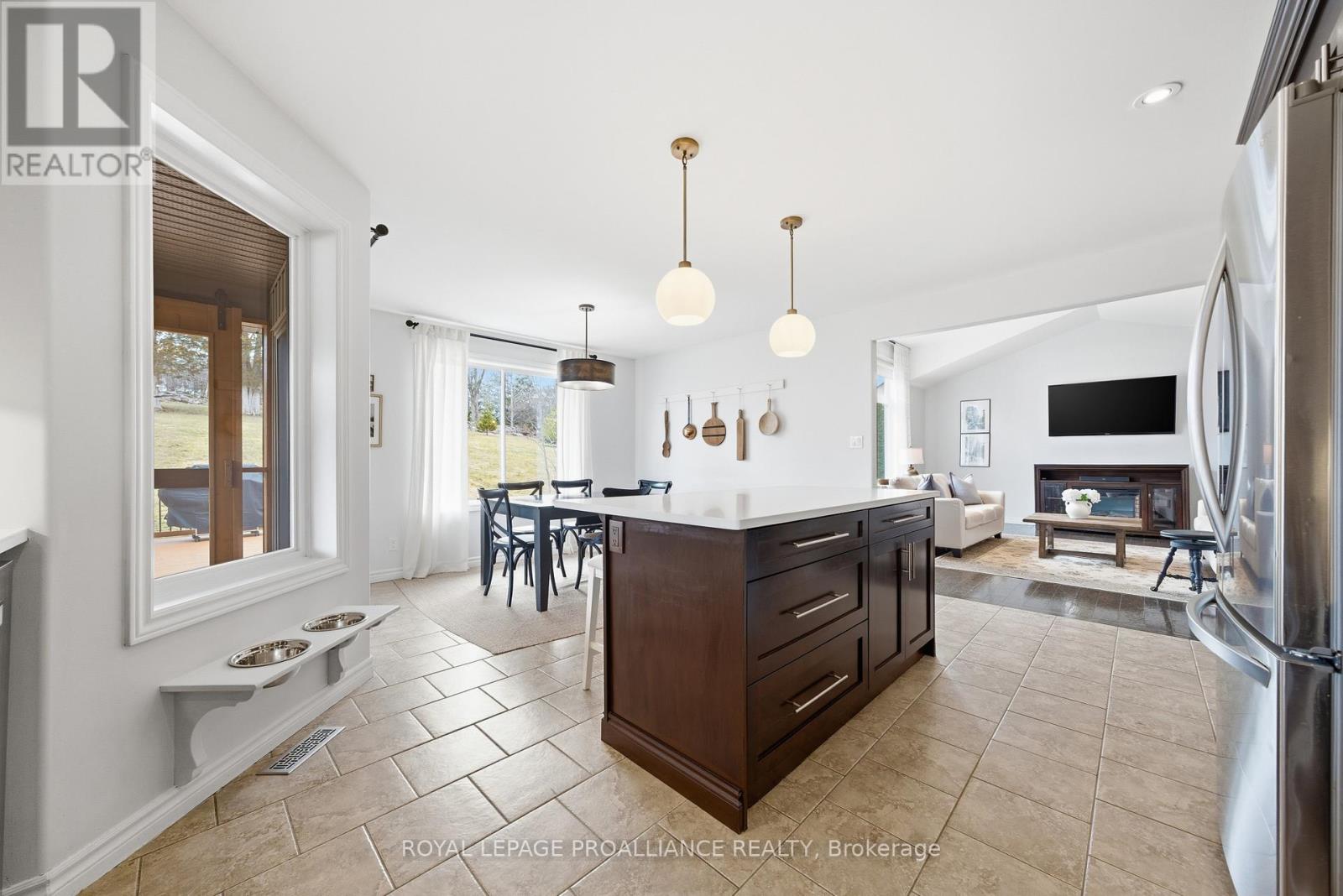 42 Windwhisper Drive, Belleville, Ontario  K0K 2V0 - Photo 13 - X12936816