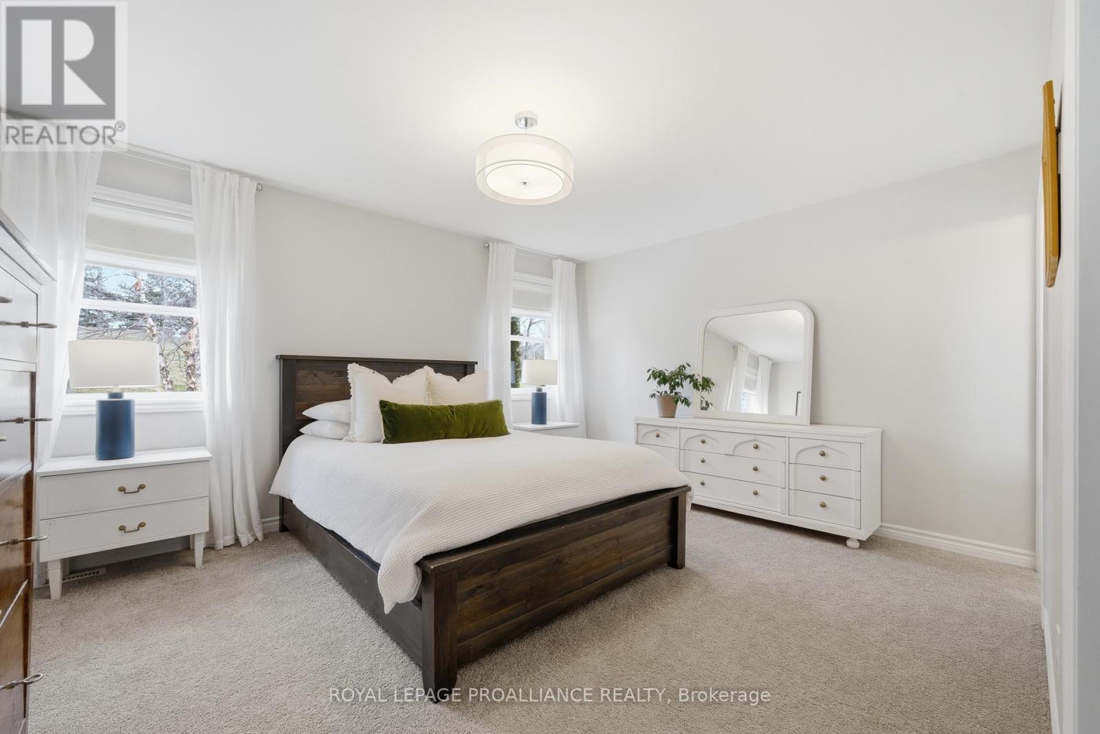 42 Windwhisper Drive, Belleville, Ontario  K0K 2V0 - Photo 19 - X12936816