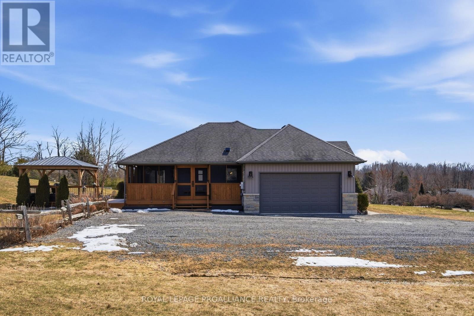 42 Windwhisper Drive, Belleville, Ontario  K0K 2V0 - Photo 4 - X12936816